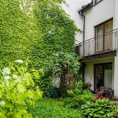 Garden Podgorze Wawelofts * Krakov